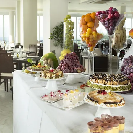 Sans Souci Hotel 4*