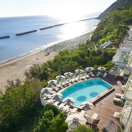 Sans Souci Szálloda 4*