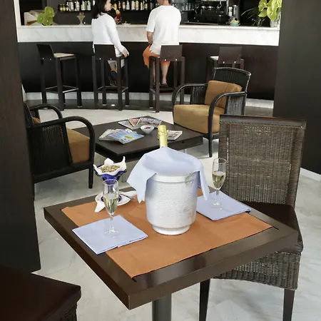 Hotel Sans Souci 4*