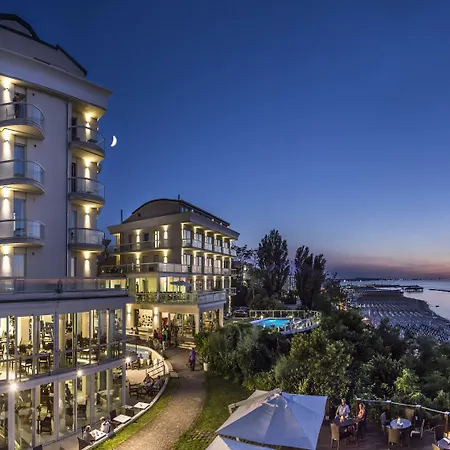 Sans Souci 4*