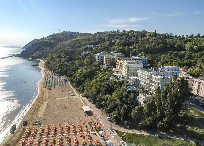 圣苏西酒店 4* 加比切马莱